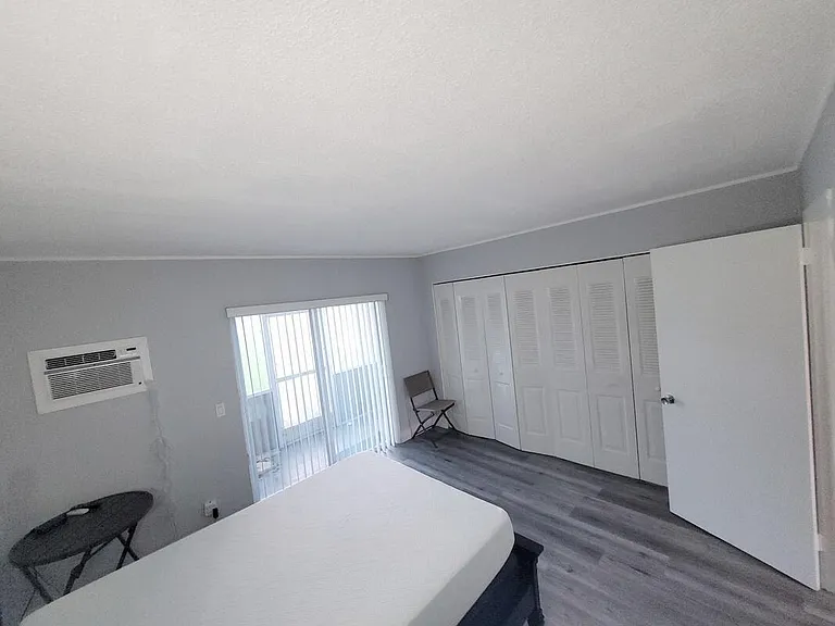 101 Hastings E #G — Photo 30