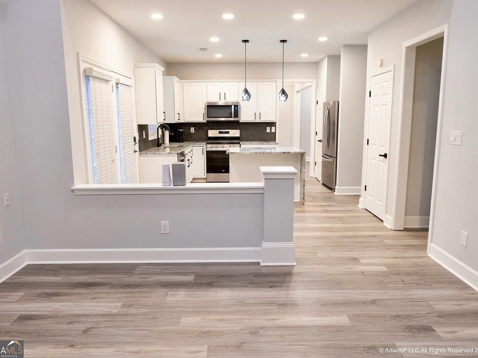 3 bed, 2.5 bath, 2181 sqft, $2,750 — Photo 3