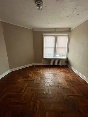 Rented by NYC LUXURY APT RENTALS CO LLC | media 1