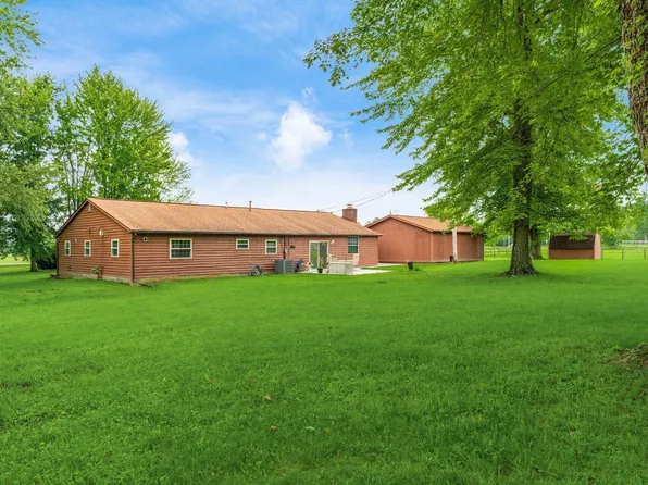 5130 Summit Rd SW, Pataskala, OH 43062