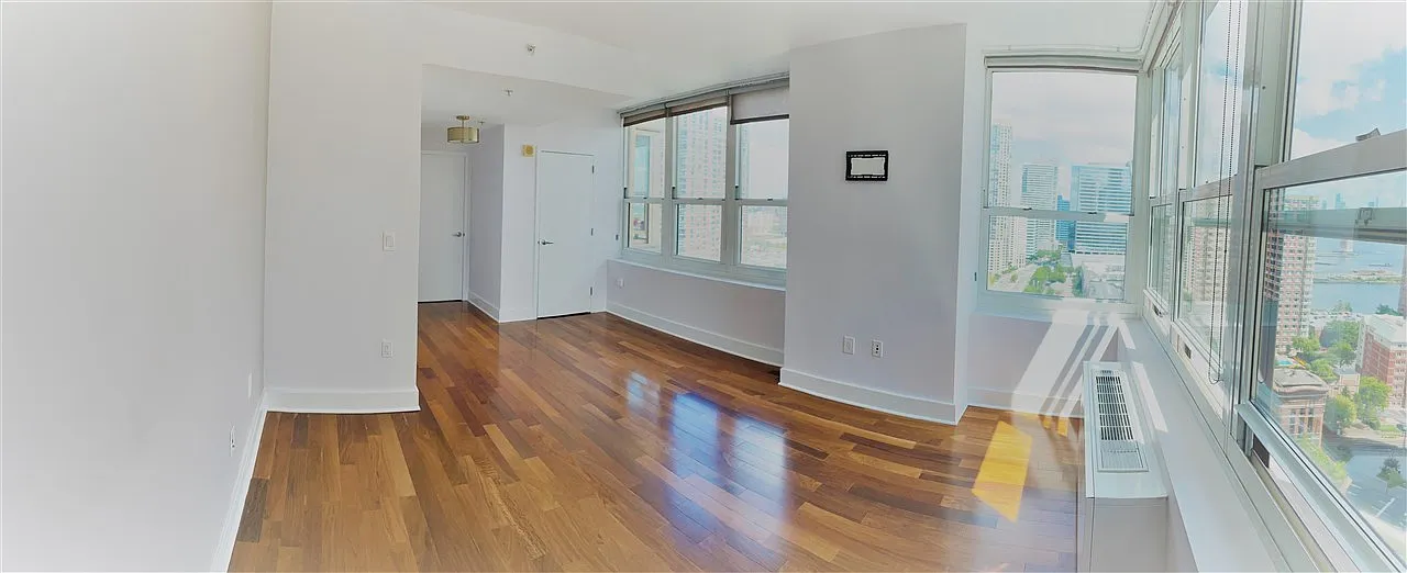 88 Morgan Street — Photo 3