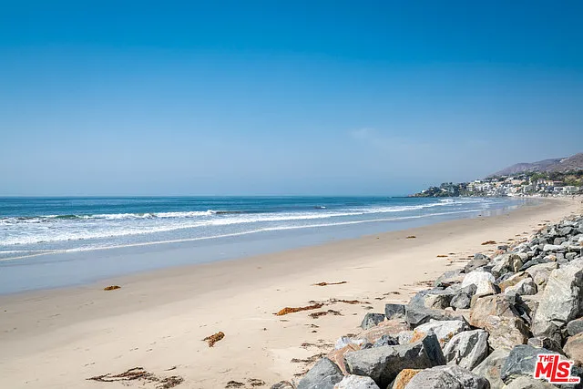 31034 Broad Beach Rd — Photo 21