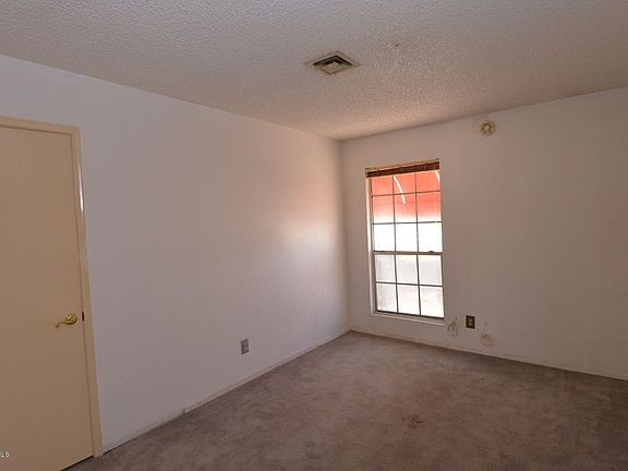 3rd image of 12522 N 86th Ln