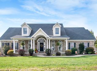 15 Garden Ln, Morgantown, WV
