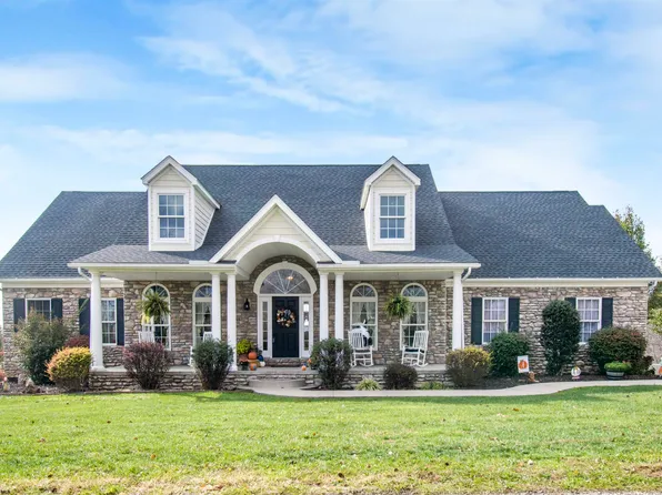 15 Garden Ln, Morgantown, WV 26501
