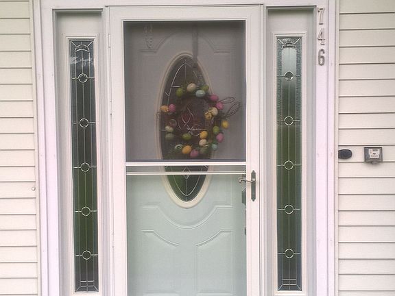 2nd image of 746 Shorewood Dr