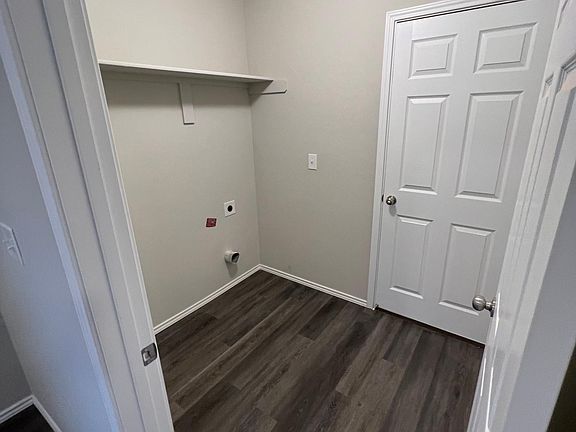 5th image of 11725 NW 95 St