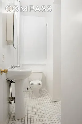 Rented by Compass | media 13