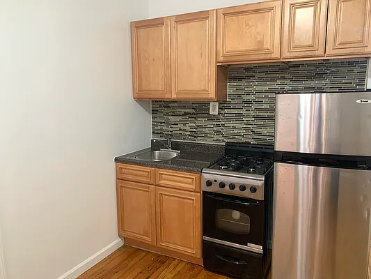 Rented by Alpha Properties NYC I LLC | media 9