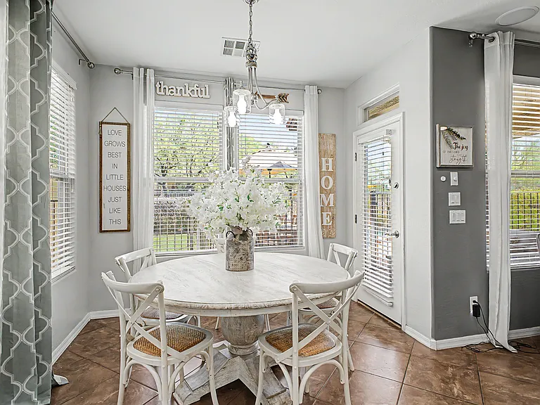 Eating area off the kitchen.