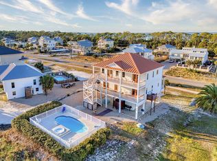 764 E Gulf Beach Dr, Eastpoint, FL 32328