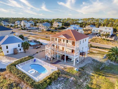 764 E Gulf Beach Dr, Eastpoint, FL, 32328