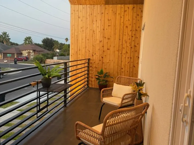 Warbler Ave — Photo 24