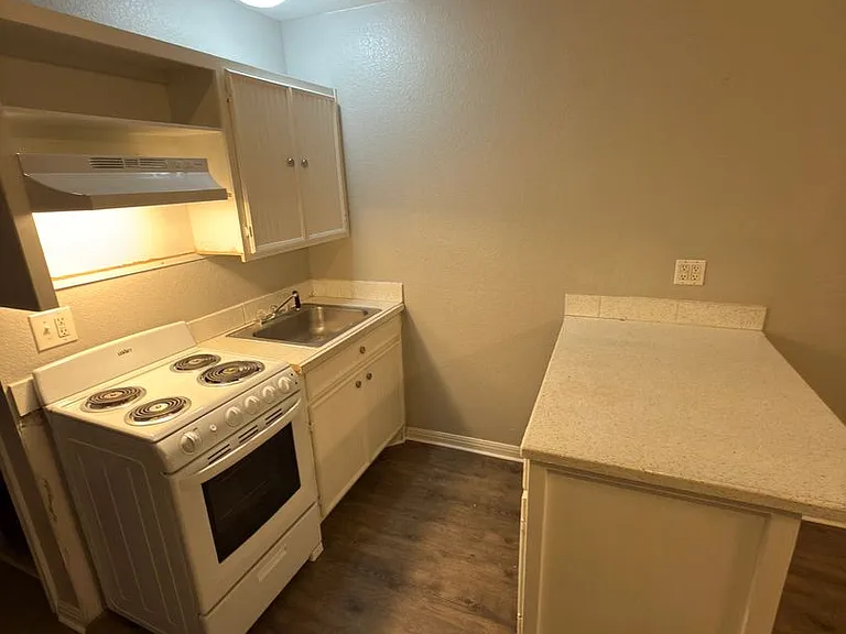 Lacy Loft — Photo 12