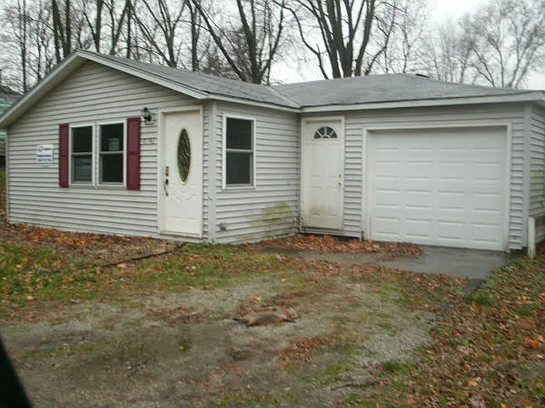 742 S April Dr photo 1