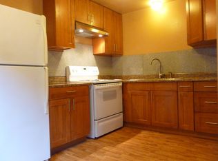 9042 Greenwood Ave N APT 2, Seattle, WA 98103