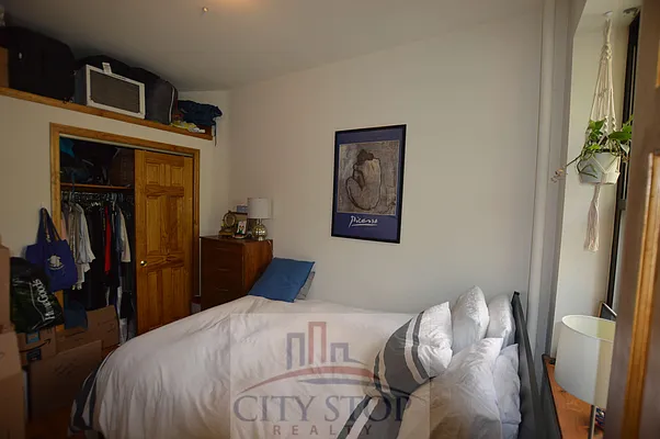 Rented by City Stop Realty | media 3