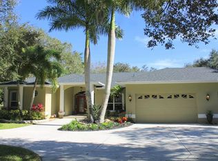 2259 Shadow Wood Ln, Sarasota, FL 34240