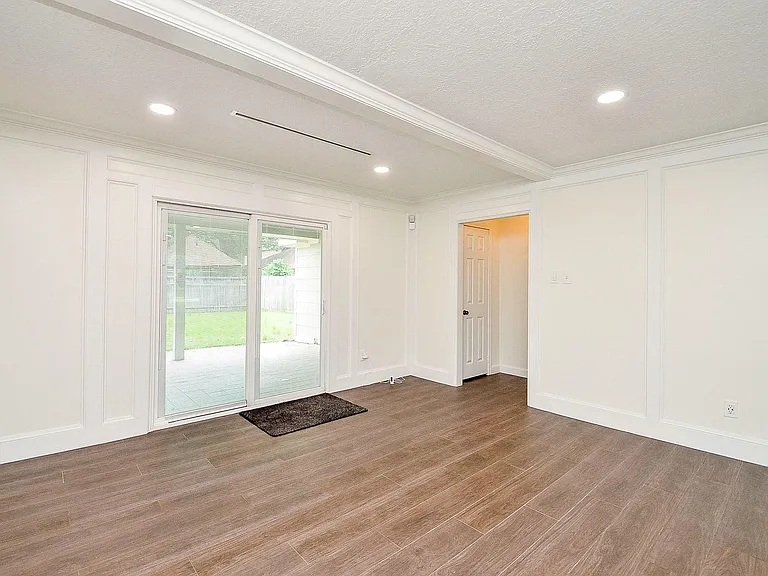 15614 Dawnbrook Dr — Photo 13