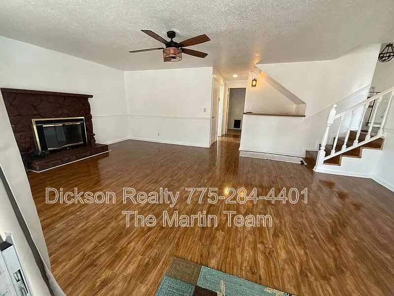 4 bed, 3.0 bath, 2084 sqft, $2,750 — Photo 2