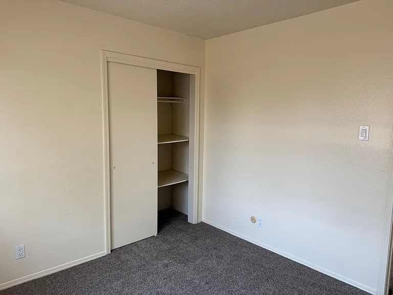 8201 Portales Ave NE — Photo 13