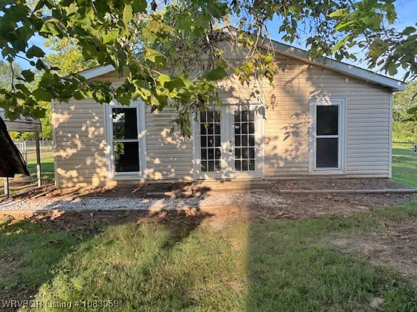 2506 N Highway 253, Lavaca, AR 72941