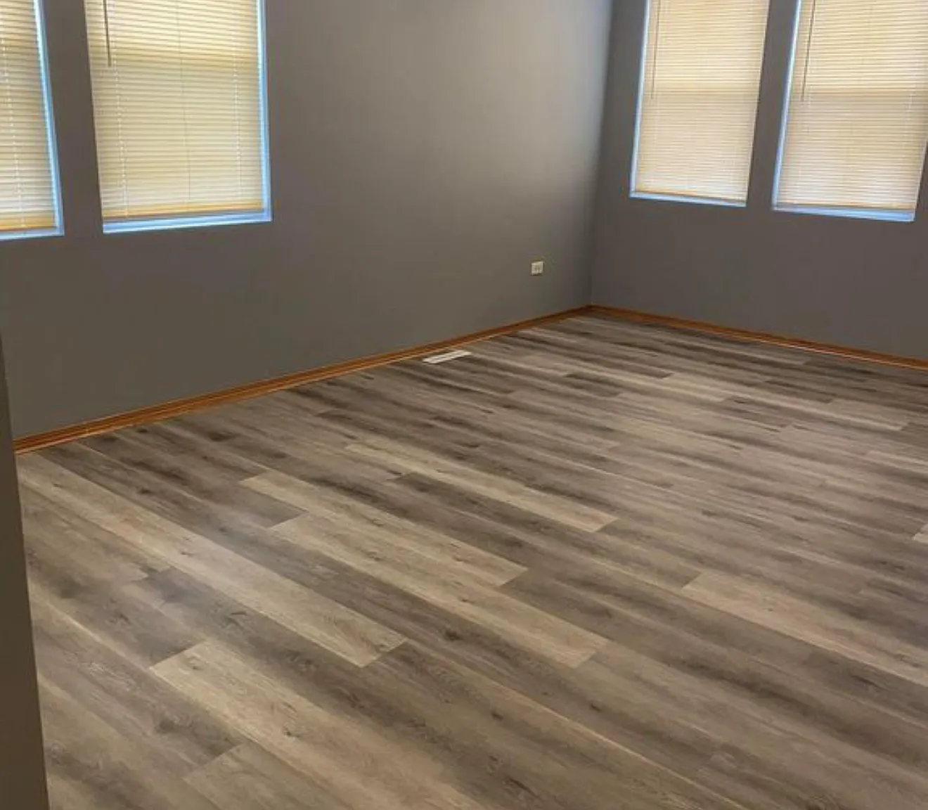 3 bed, 1000 sqft, $1,650 — Photo 4