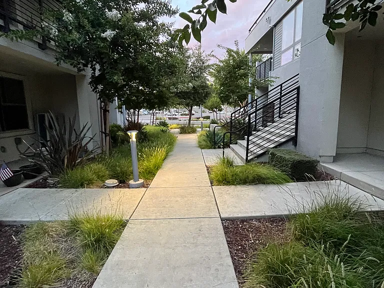 6812 Steel Ct — Photo 28