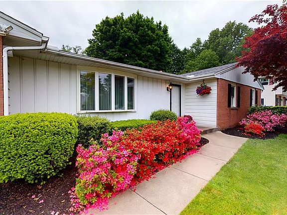 3rd image of 5104 Robinhood Ln