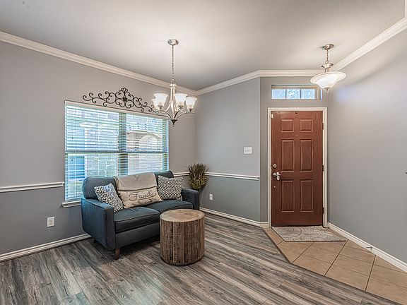 4th image of 12049 Walden Wood Dr