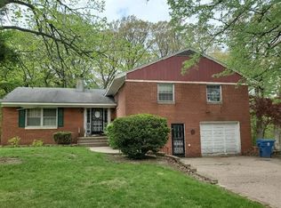 610 20th Avenue Ct, East Moline, IL 61244