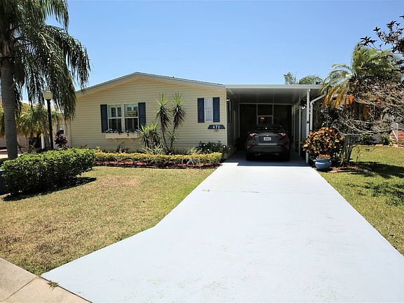 3rd image of 470 Bimini Cay Cir