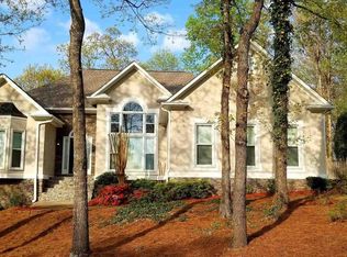 525 Country Club Dr, Stockbridge, GA 30281