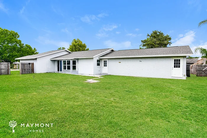 959 Sunrise Ct — Photo 2