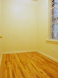 Rented by DSA Realty Midtown West