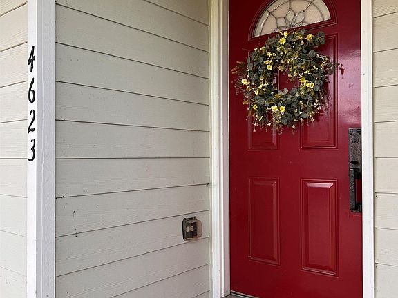 3rd image of 4623 Live Oak St