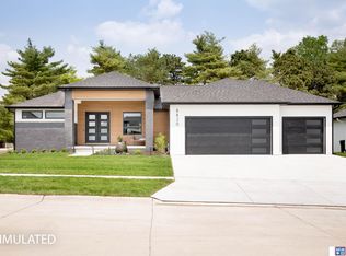 9657 Prairie Breeze Cir, Lincoln, NE 68516