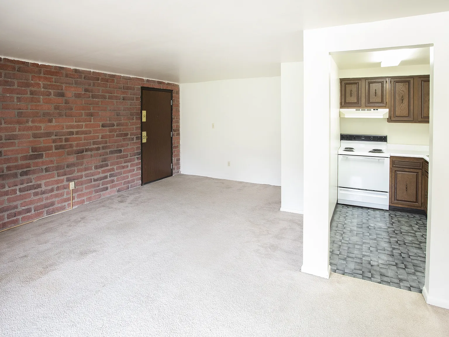 Markvue Apartments — Photo 4