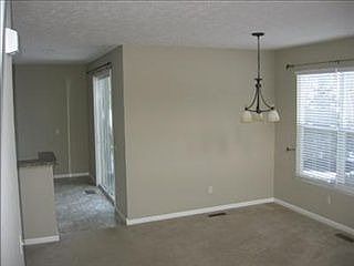 4th image of 2360 Country Club Dr