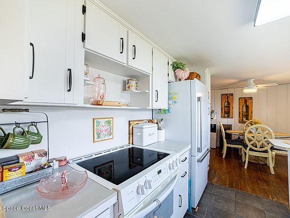 5th image of 2953 Easy St