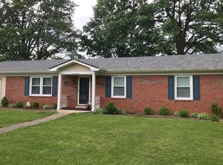 119 Lowry Ln, Wilmore, KY 40390