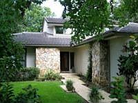 1st image of 4 Balmoral Dr