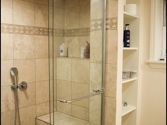 3rd image of 4154 N Meade Ave #G
