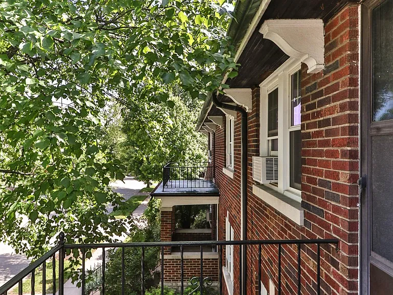 Front porch balcony