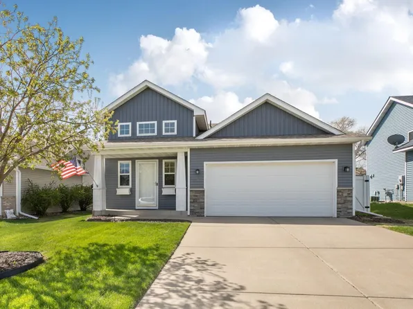 1136 Orchid Dr NE, Sauk Rapids, MN 56379