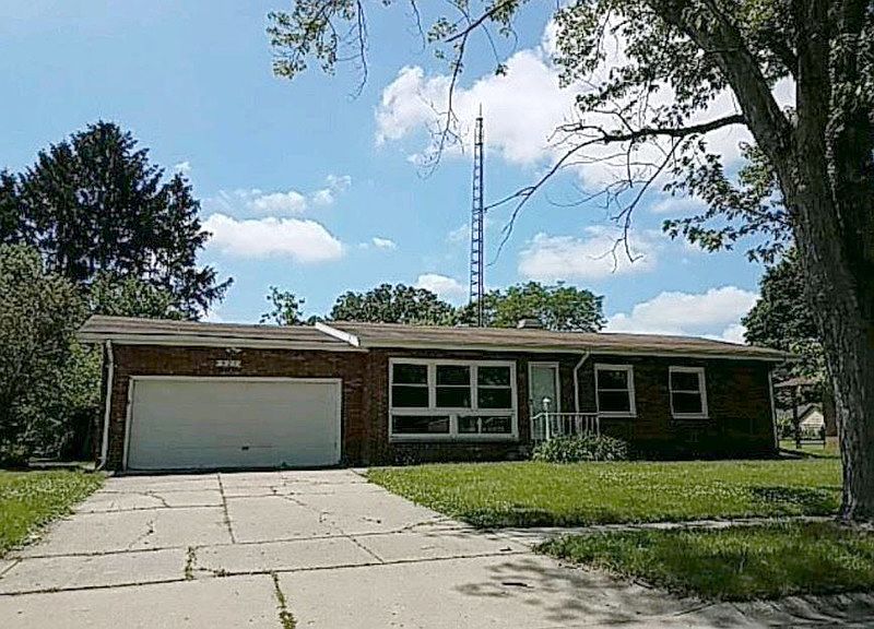 2nd image of 921 W 56th Ave