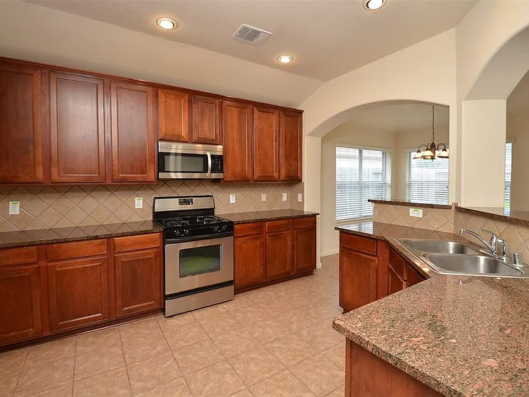 5115 Trevors Trace Ln — Photo 10