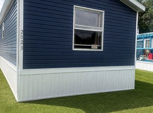St. Clair Place, Saint Clair, MI 48079