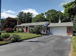 54 Oakdale Rd, North Kingstown, RI 02852