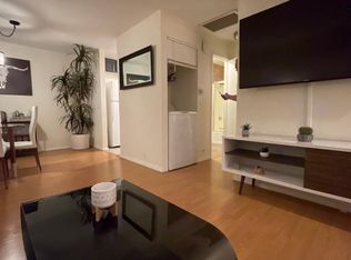 2825 N Los Felices Rd UNIT 200, Palm Springs, CA 92262